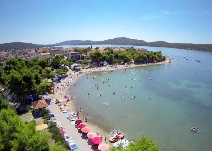 アパート Petrovic *