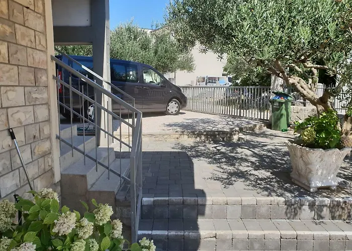 Petrovic アパート