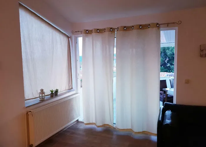 アパート Petrovic *